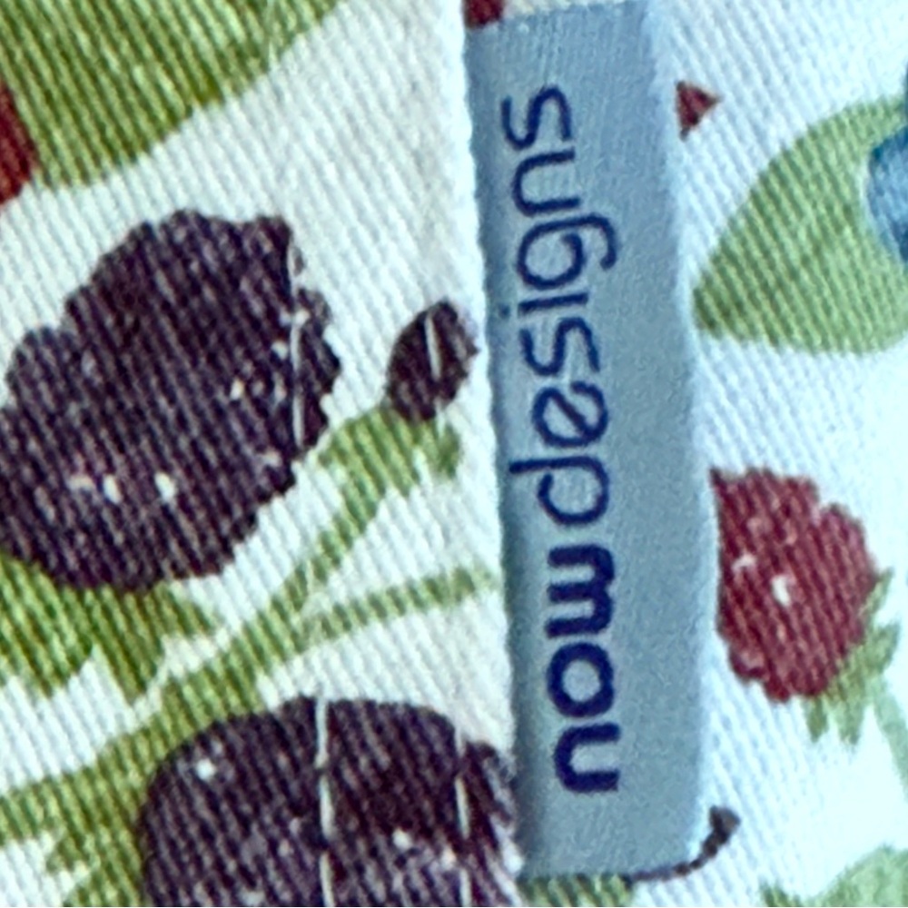 Now Designs Floral Apron with Berry Print Cute Kitchen Berry - Picture 8 of 13